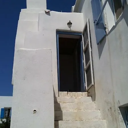 Lägenhet The Large Bougainvillea House Kýthira